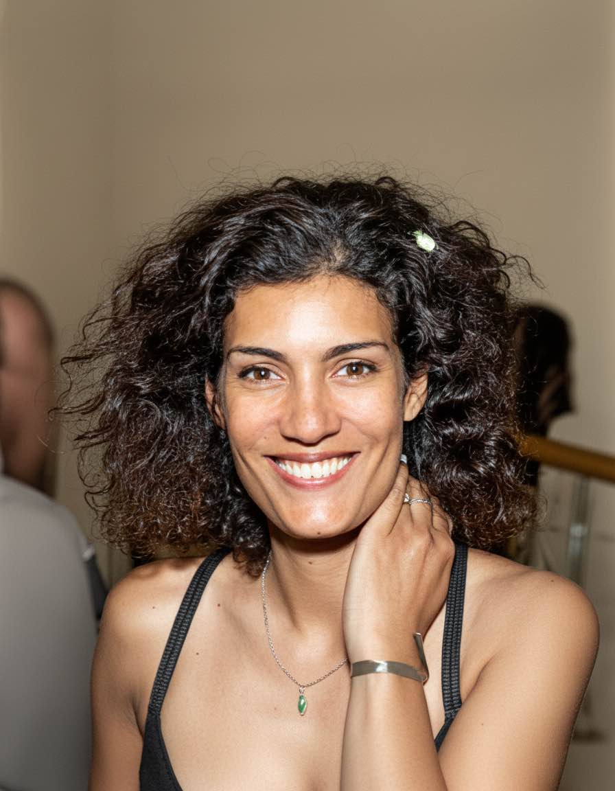 Преподаватель Лила, носитель языка — Великобритания