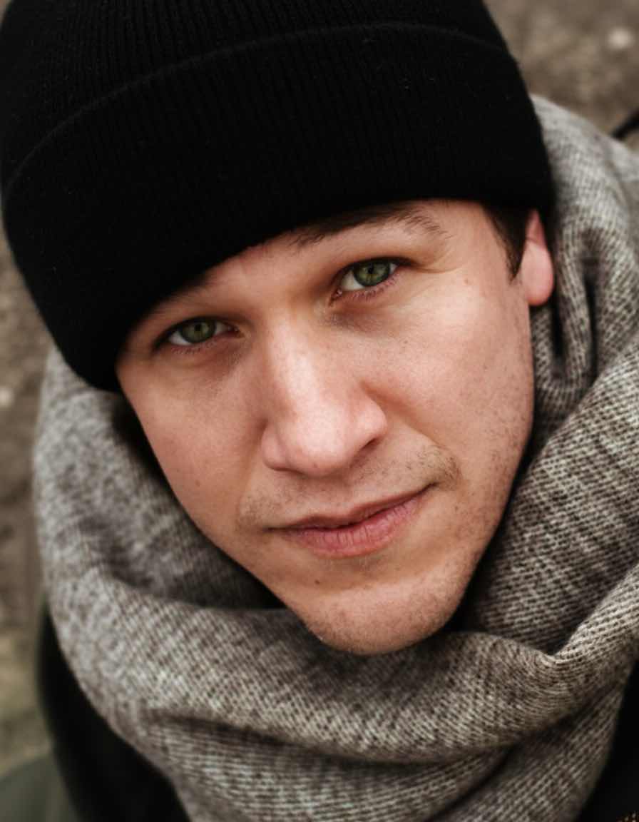 Преподаватель Марио, носитель языка — Венесуэла