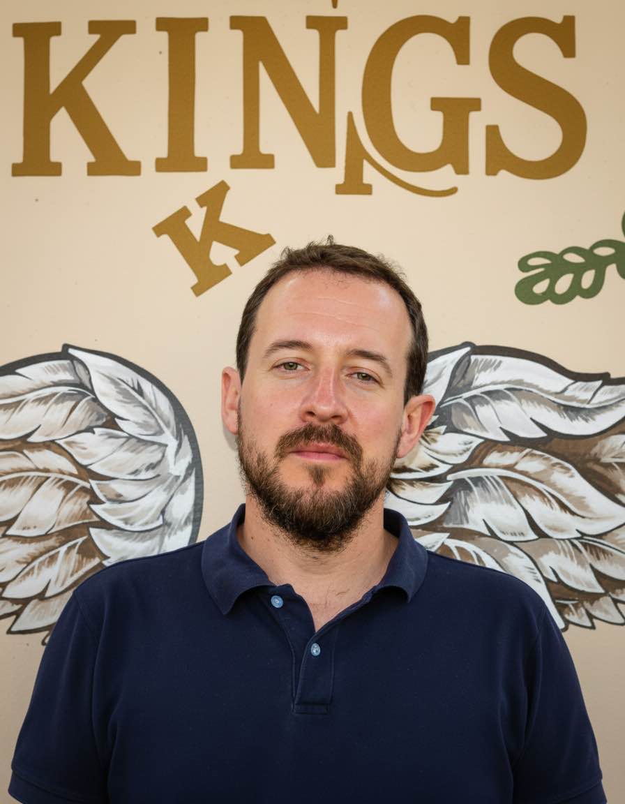 Преподаватель Пол, носитель языка — США